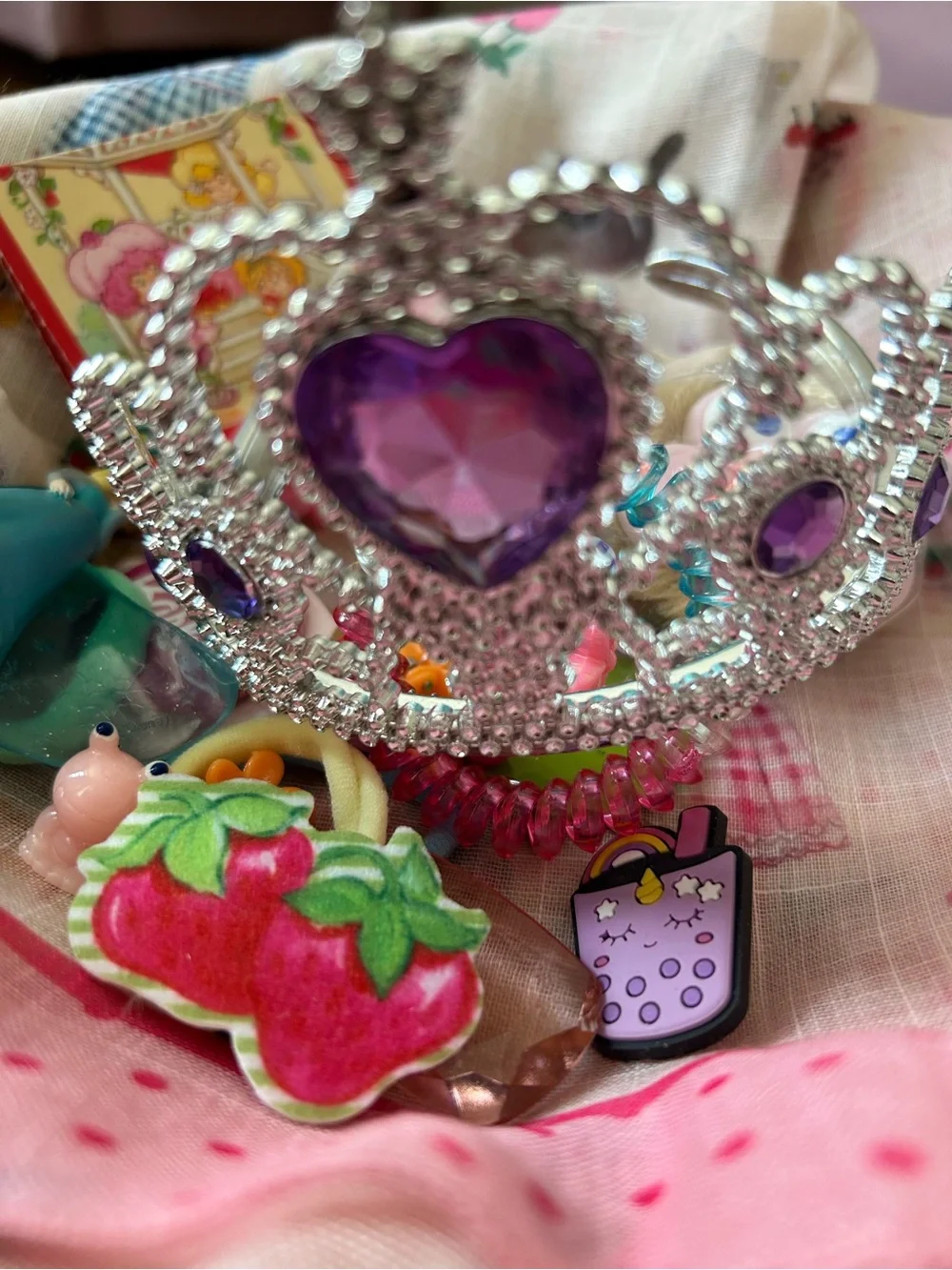 Mystery Junk Accessory Jar for Young girl plastic jar crown jewelry toys + more